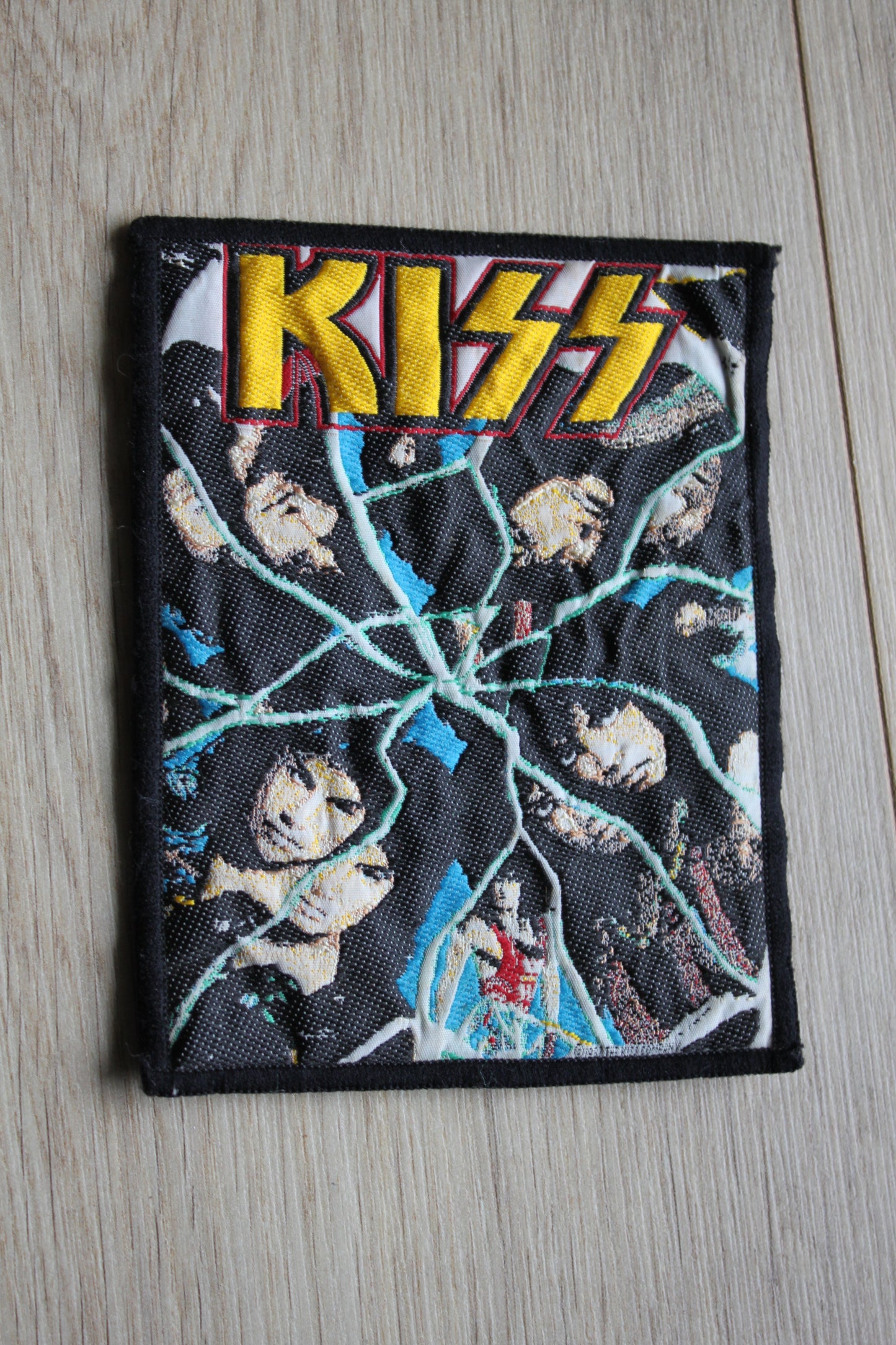 Kiss